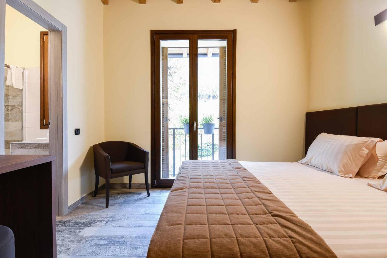 Agriturismo Ippolita Lucchetti Cene Exteriör bild